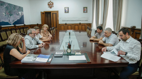 Рустамбек Пирмагомедов встретился с организаторами фестиваля «Кавказ обетованный» в Дербенте