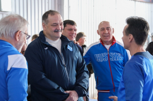 Сергей Меликов посетил тренировку дагестанских борцов и футболистов