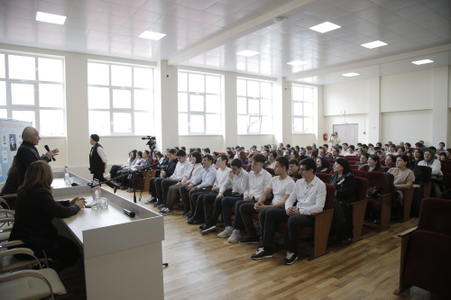 Дагестанский ученый Шамиль Алиев выступил с лекциями перед молодежью
